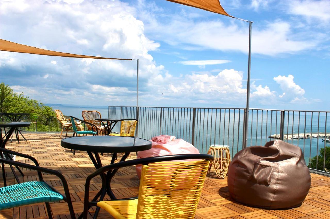 Hotel Sunset Art Beach Front Czernomorec Zewnętrze zdjęcie