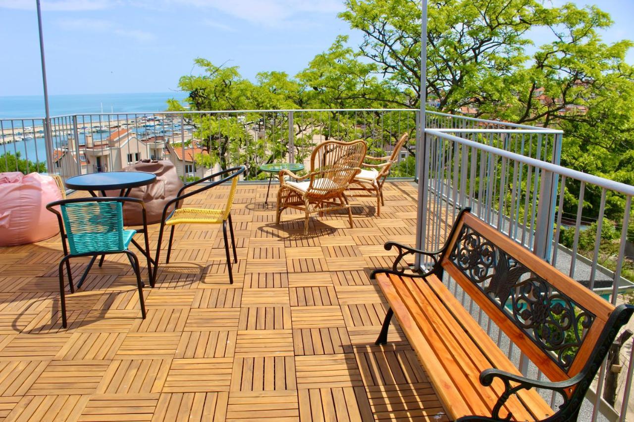 Hotel Sunset Art Beach Front Czernomorec Zewnętrze zdjęcie