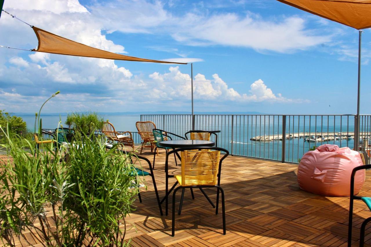 Hotel Sunset Art Beach Front Czernomorec Zewnętrze zdjęcie
