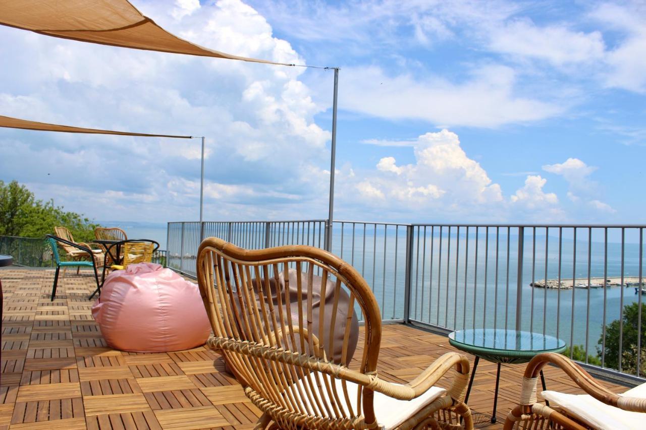 Hotel Sunset Art Beach Front Czernomorec Zewnętrze zdjęcie